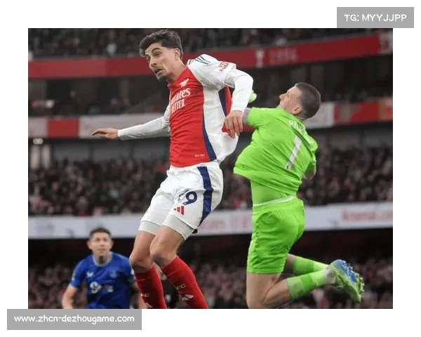 皮克福德高接低挡，曼联全场狂轰25脚射门难破十人埃弗顿铁桶阵