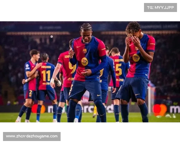 巴萨3-1埃尔切场边镜头:佩尼亚面对母队屡献神扑,亚马尔破门后致敬梅西手势 巴萨3-1埃尔切场边镜头:佩尼亚面对母队屡献神扑,亚马尔破门后致敬梅西手势